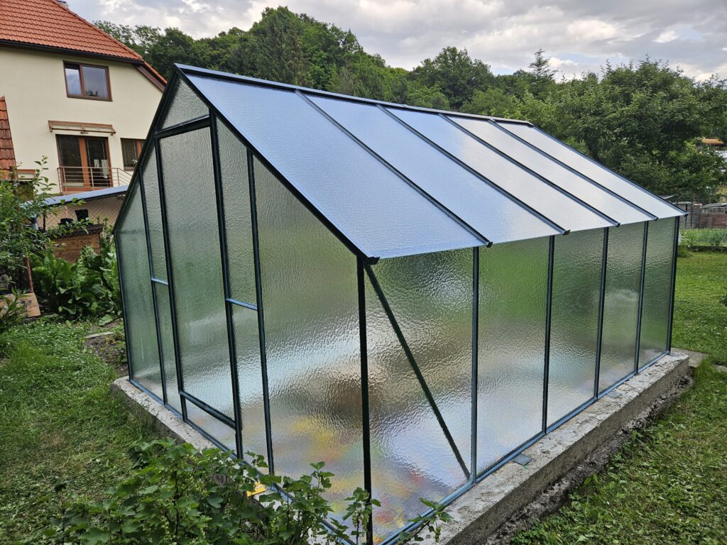 přesklení skleníku